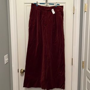 Wideleg red velvet pants Banana Republic size 12 NWT